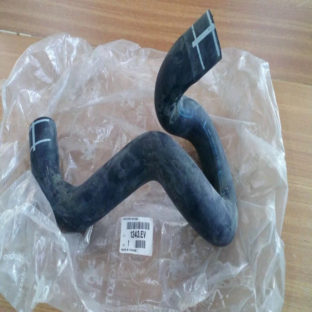 Radiator Hose Upper fits Peugeot 307 HDi Diesel 1343EV Genuine